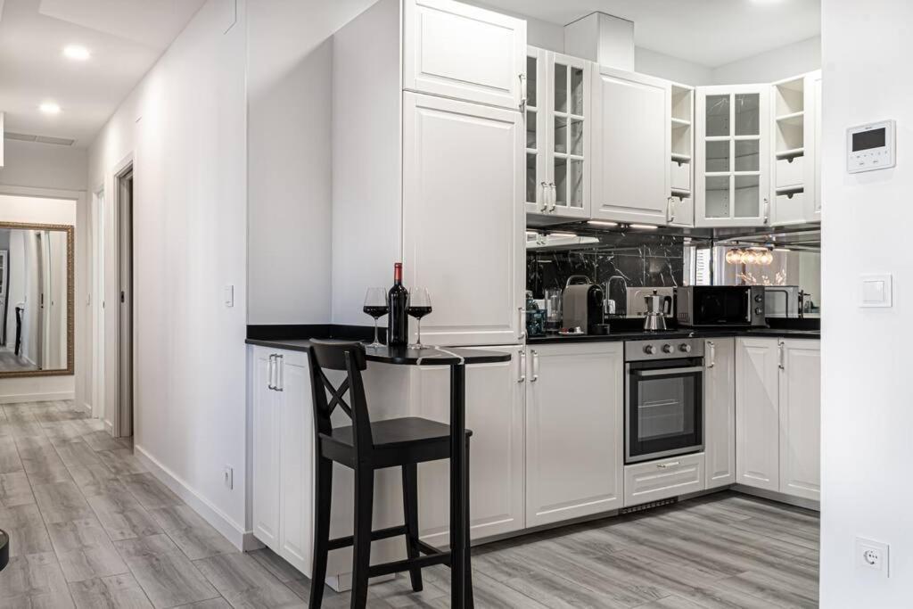 Omega Suites Logrono Bagian luar foto
